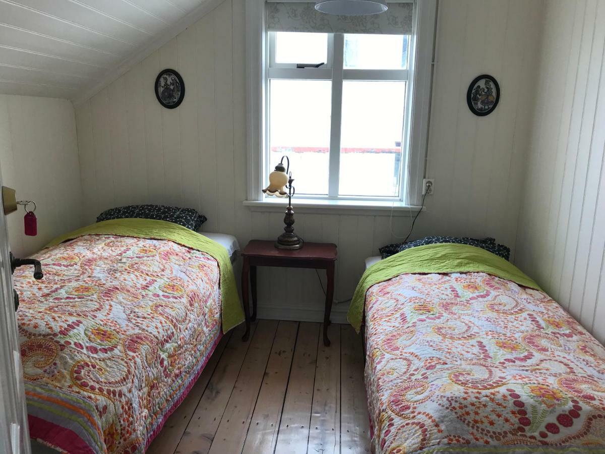 Hotel Steinhusith Holmavik Esterno foto
